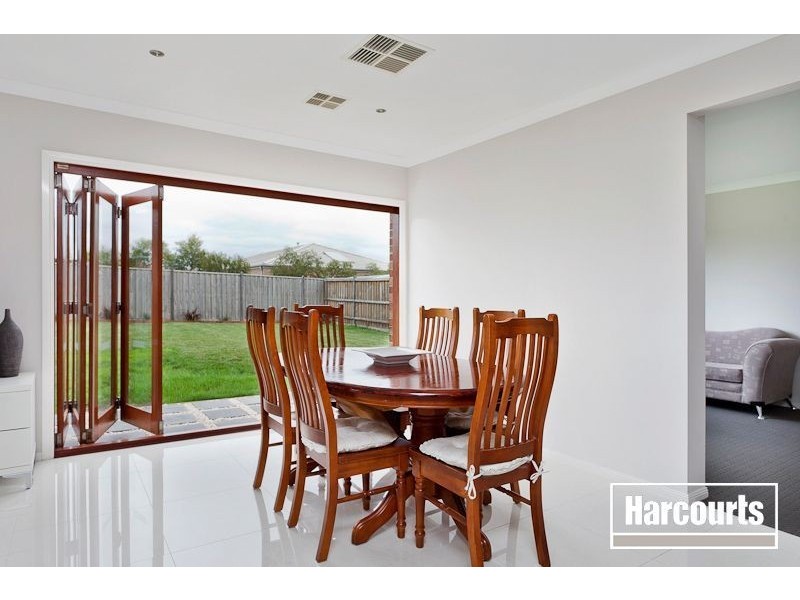 3 Locky Grove, Lyndhurst VIC 3975
