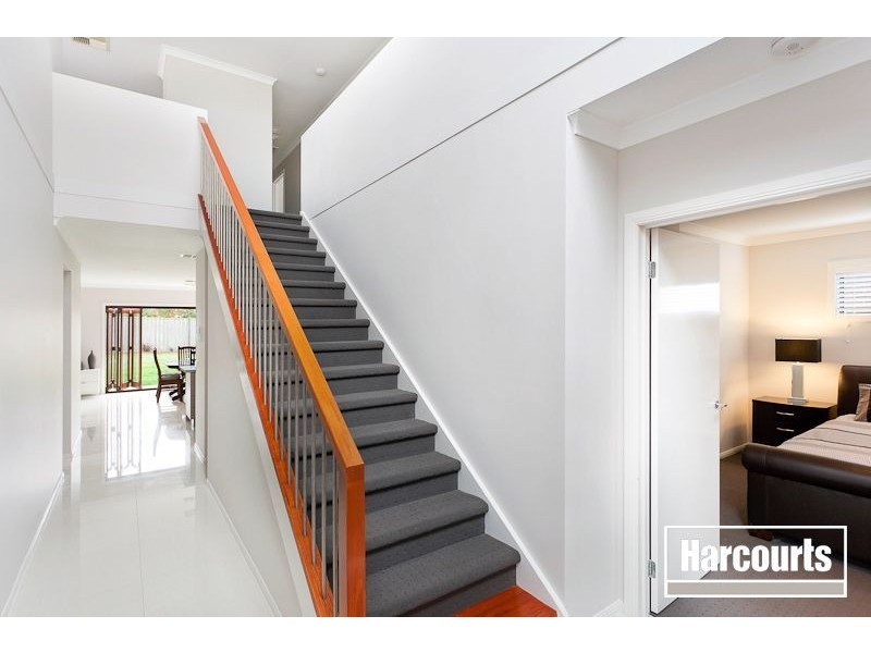 3 Locky Grove, Lyndhurst VIC 3975