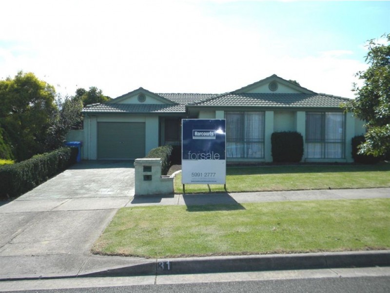 31 Elizabeth Street, Cranbourne North VIC 3977