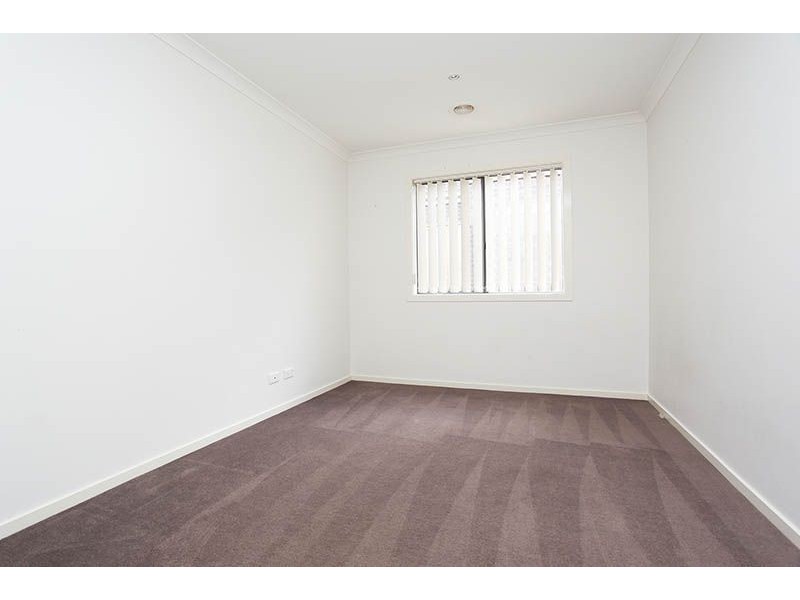 3 Greenview Court, Cranbourne North VIC 3977