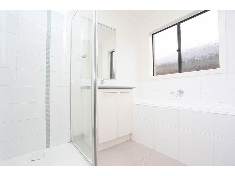 3 Greenview Court, Cranbourne North VIC 3977