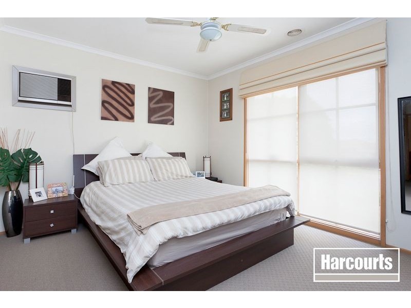 65 Courtenay Avenue, Cranbourne North VIC 3977