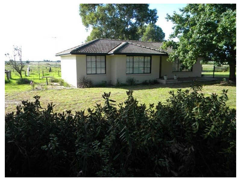 70 Campbells Road, Clyde VIC 3978