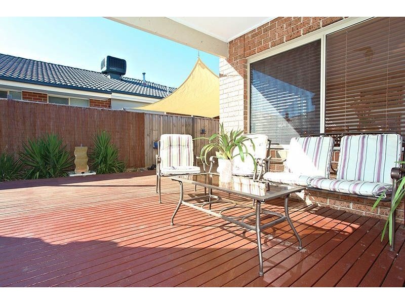 50 Westmoreland Avenue, Cranbourne North VIC 3977