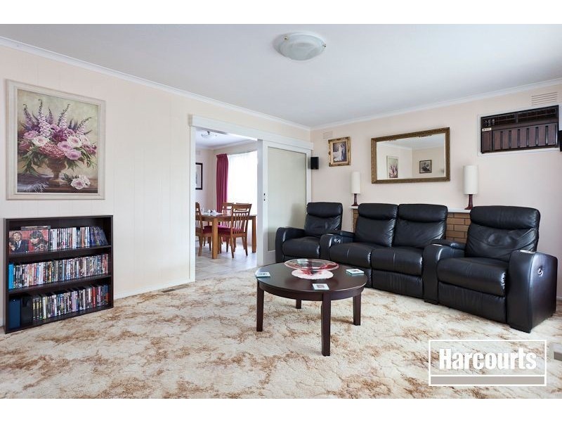14 Highview Avenue, Cranbourne VIC 3977