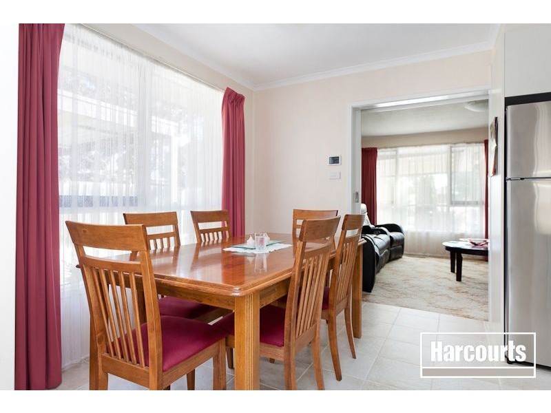 14 Highview Avenue, Cranbourne VIC 3977