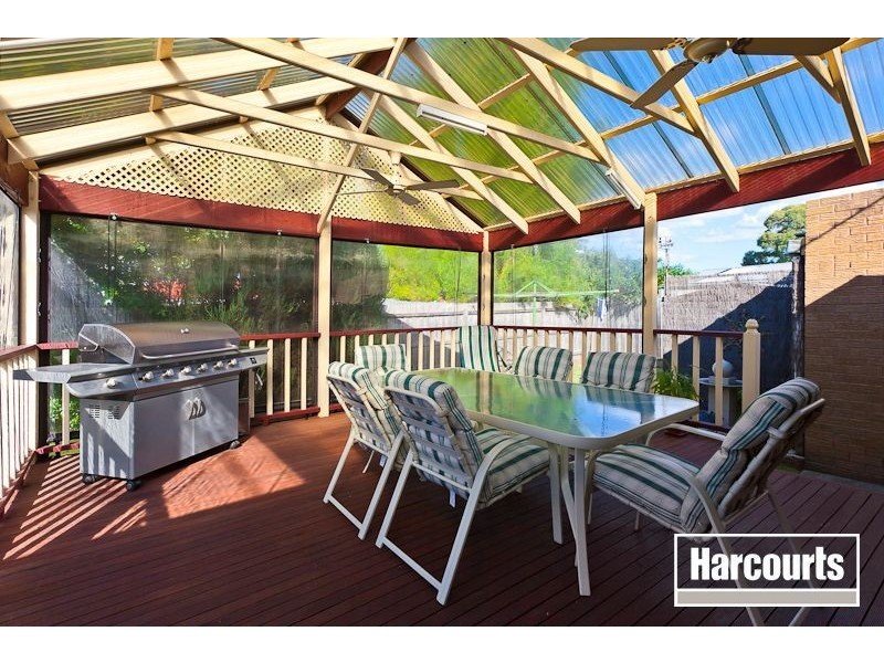 14 Highview Avenue, Cranbourne VIC 3977