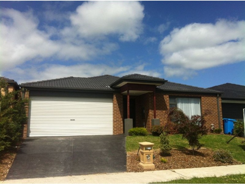 120 William Thwaites Boulevard, Cranbourne VIC 3977