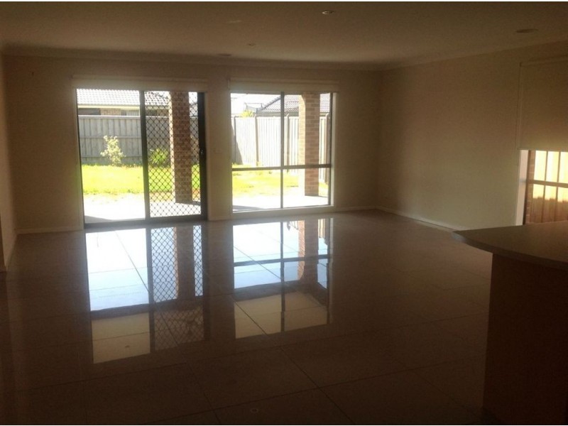 120 William Thwaites Boulevard, Cranbourne VIC 3977