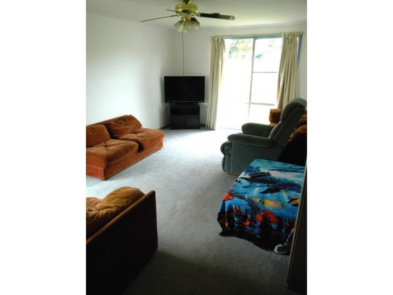 34 Valepark Crescent, Cranbourne VIC 3977