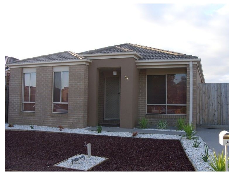 34 Kulkami Way, Cranbourne VIC 3977