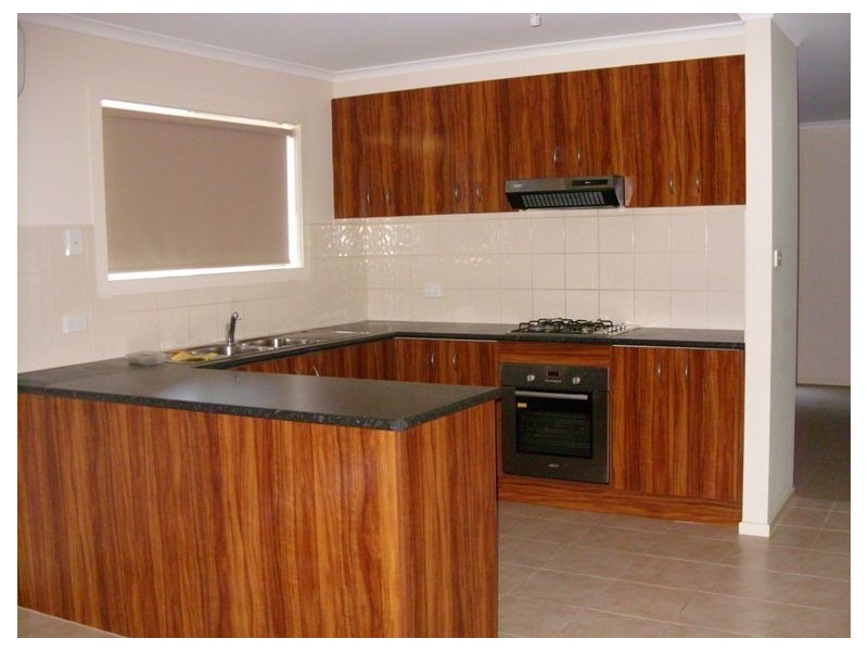 34 Kulkami Way, Cranbourne VIC 3977