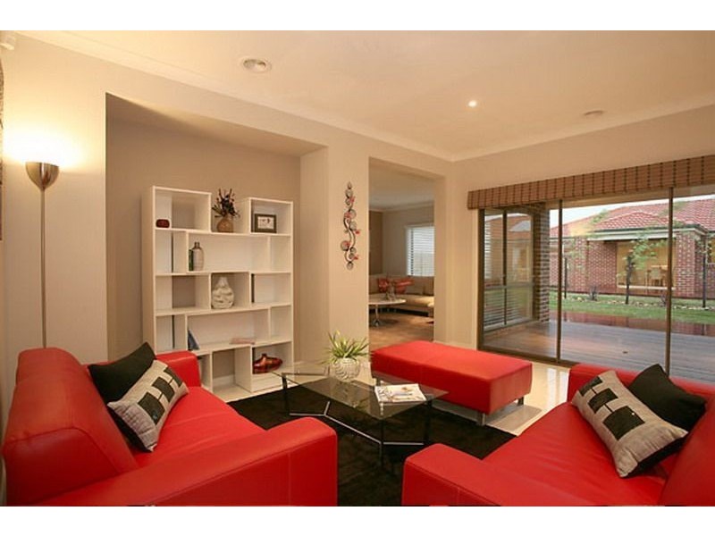 16 Mallet Grove, Lyndhurst VIC 3975