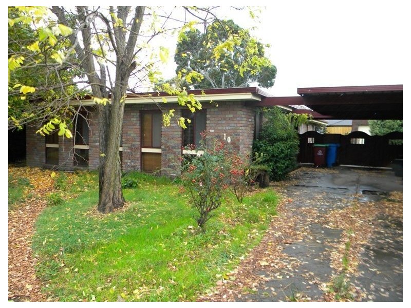 10 Hovell Court, Cranbourne VIC 3977