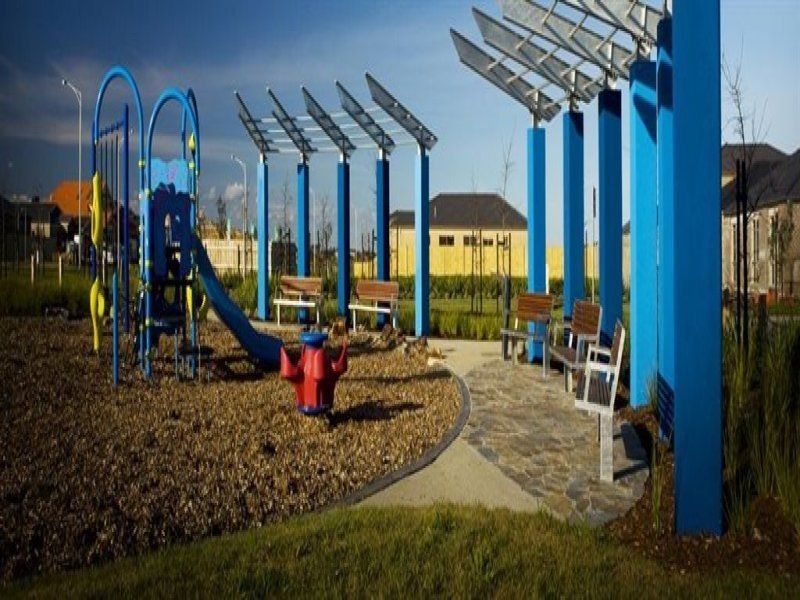 6 Ned Street, Cranbourne East VIC 3977