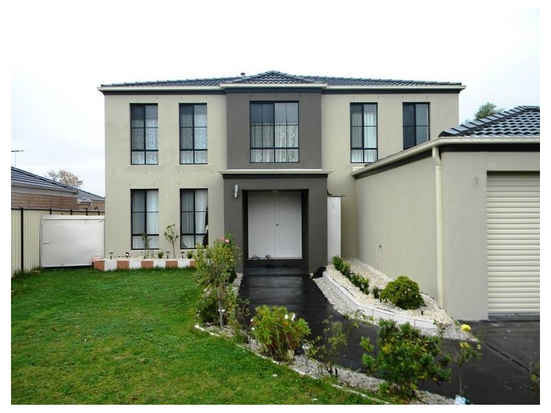 6 Blandford Crescent, Narre Warren South VIC 3805