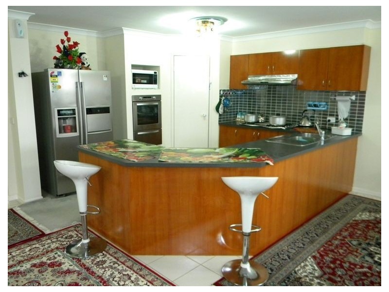 6 Blandford Crescent, Narre Warren South VIC 3805