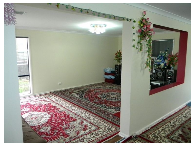 6 Blandford Crescent, Narre Warren South VIC 3805