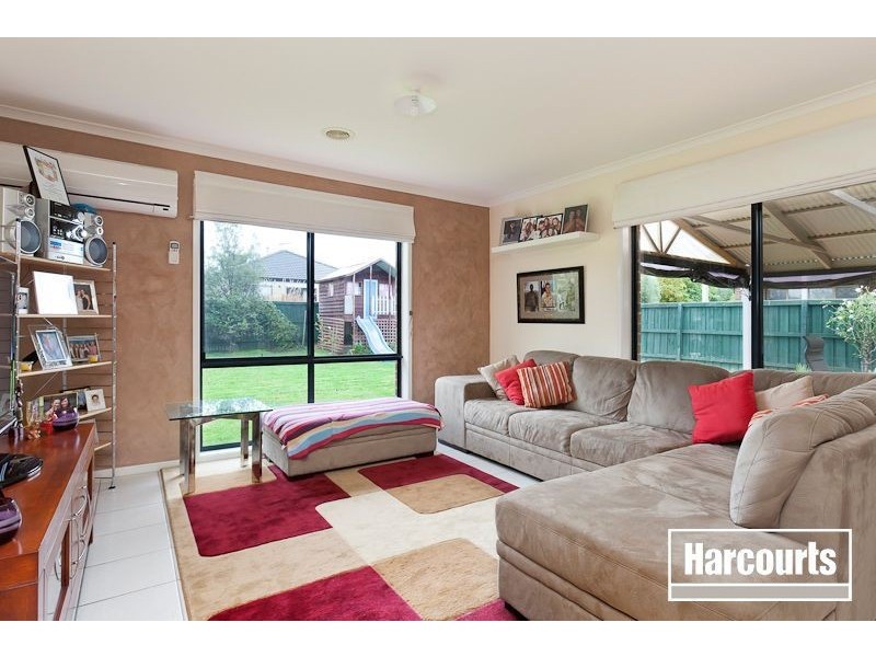 73 Harrington Crescent, Narre Warren South VIC 3805