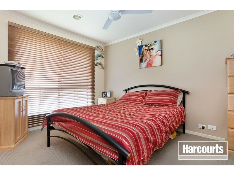 73 Harrington Crescent, Narre Warren South VIC 3805