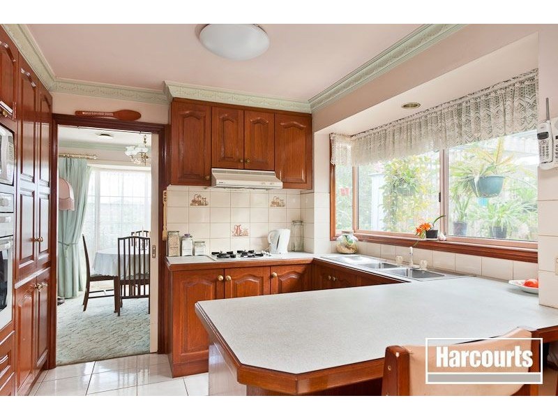 2 Elda Court, Cranbourne North VIC 3977