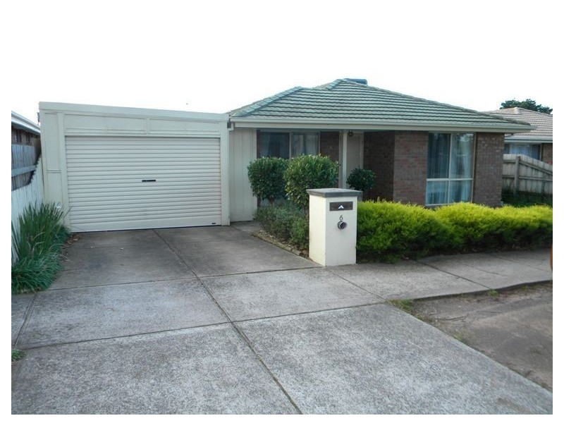 6 Bluegum Way, Hampton Park VIC 3976