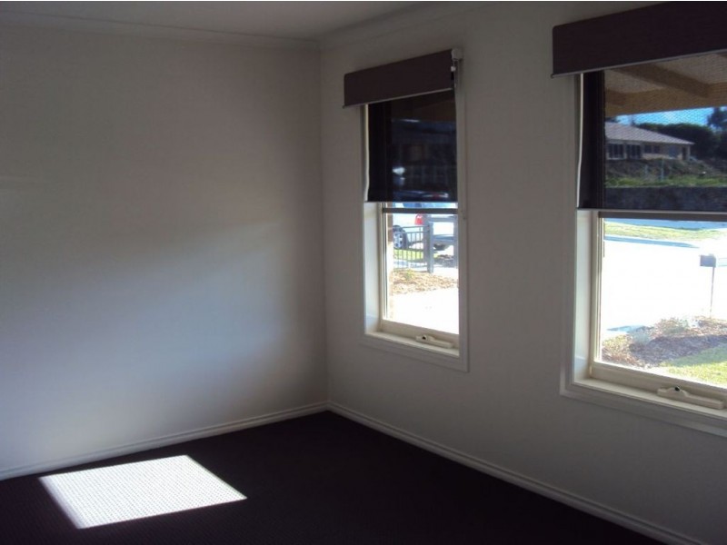 20 Windermere Blvd, Pakenham VIC 3810