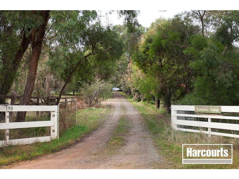 198 Smiths Lane, Cranbourne South VIC 3977