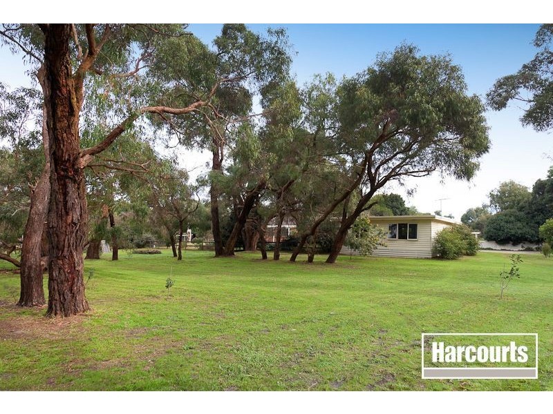 198 Smiths Lane, Cranbourne South VIC 3977