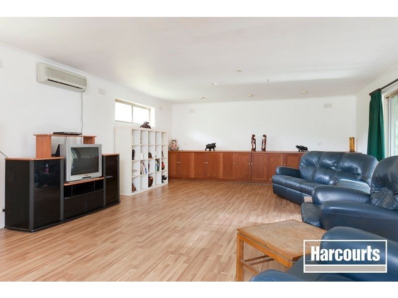 198 Smiths Lane, Cranbourne South VIC 3977