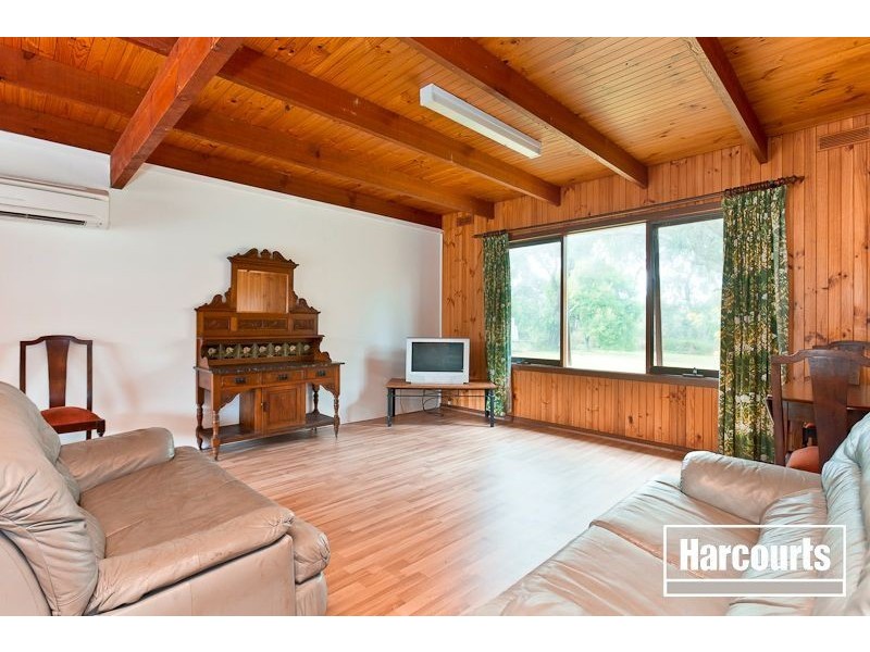 198 Smiths Lane, Cranbourne South VIC 3977