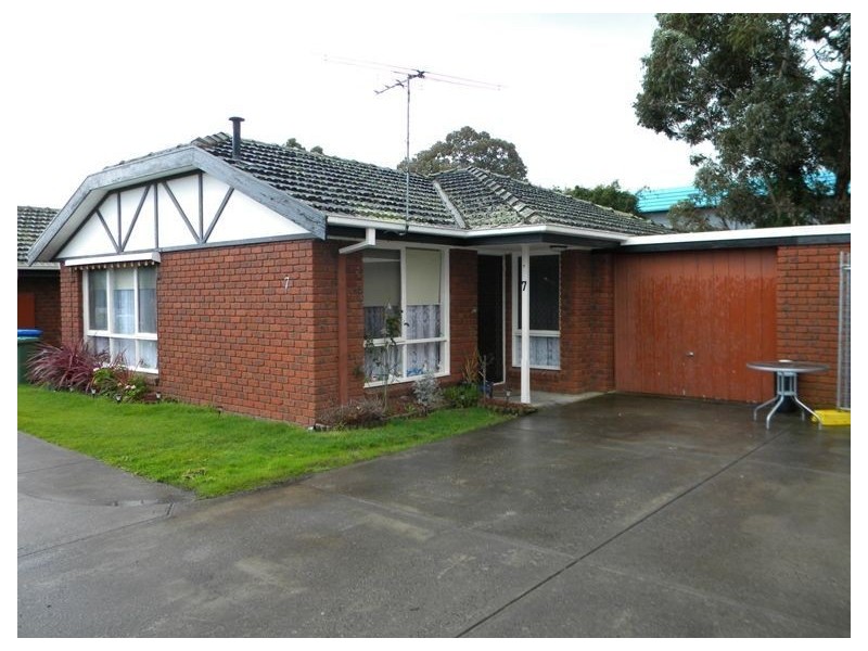 7/18 Brunt Street, Cranbourne VIC 3977