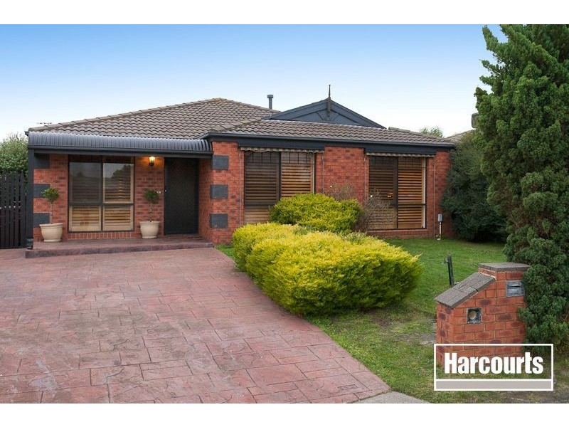5 Dianne Court, Cranbourne VIC 3977