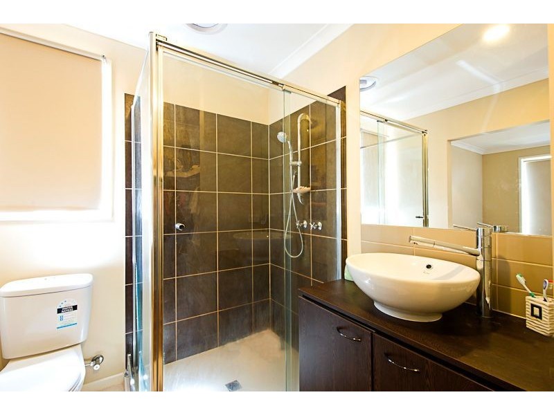 9 Oldis Court, Berwick VIC 3806