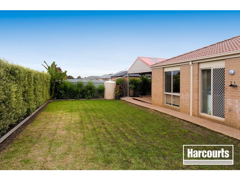 31 Phoenix Avenue, Cranbourne VIC 3977