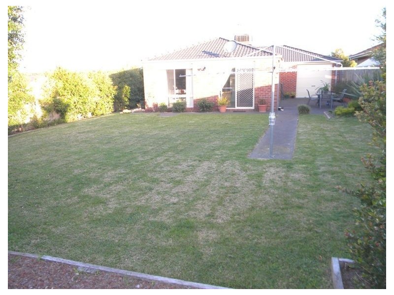 45 Kinlora Drive, Somerville VIC 3912
