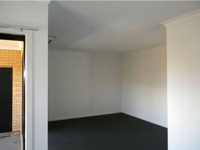 1 Benmar Place, Lyndhurst VIC 3975