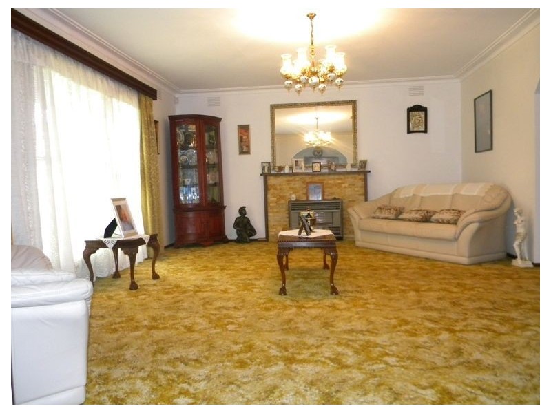 15 Carr Boyd Road, Cranbourne South VIC 3977