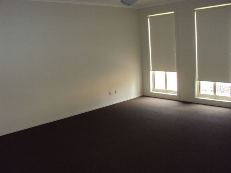 17/220-222 Monahans Road, Cranbourne VIC 3977