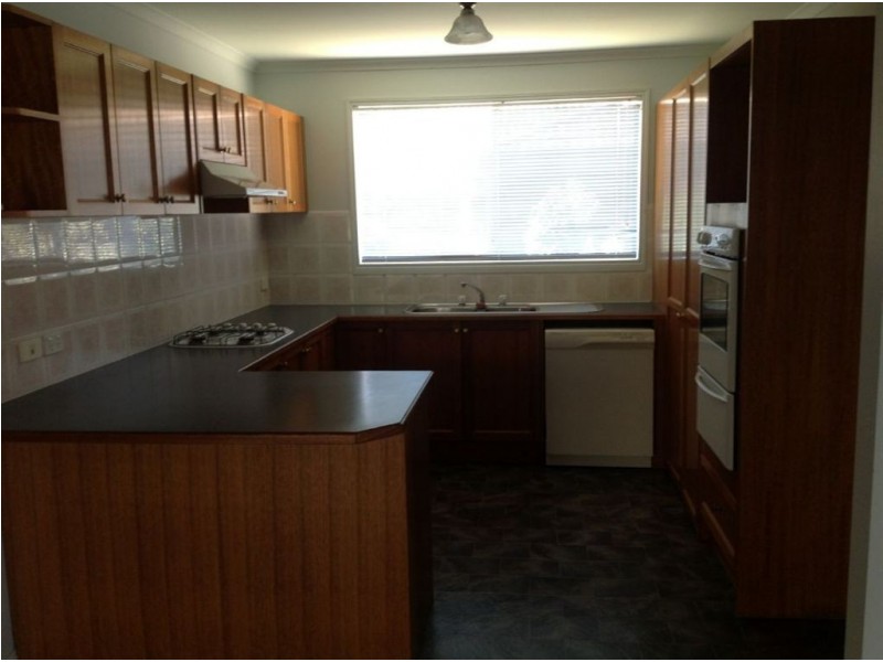 3 Stephellen Way, Cranbourne VIC 3977