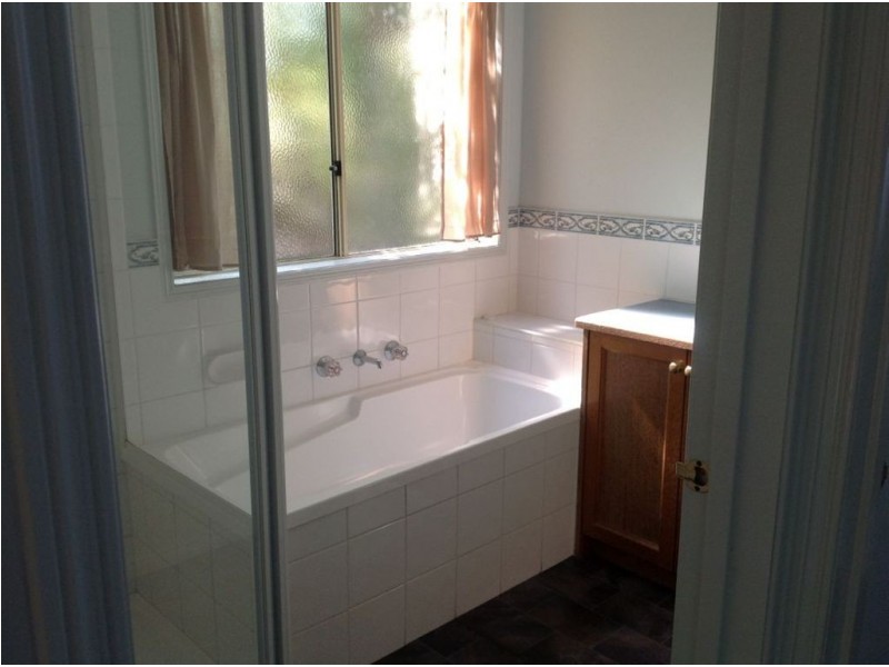 3 Stephellen Way, Cranbourne VIC 3977