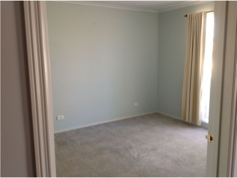 3 Stephellen Way, Cranbourne VIC 3977