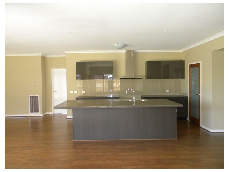 Lot 1012 Nature Circuit, Cranbourne North VIC 3977