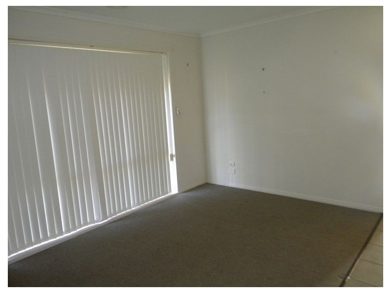 19 Pharoah Drive, Cranbourne VIC 3977