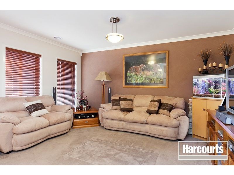 12 Trevino Way, Cranbourne North VIC 3977