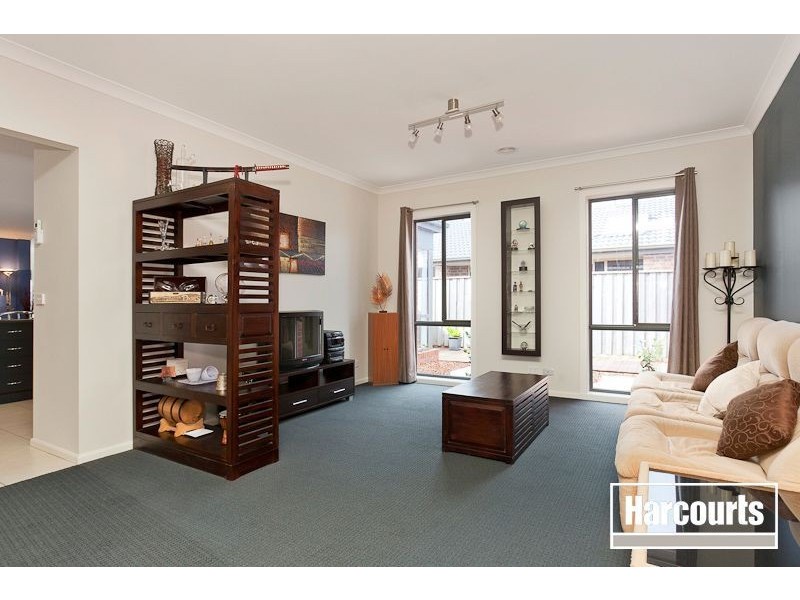 35 Flametree Circuit, Cranbourne VIC 3977