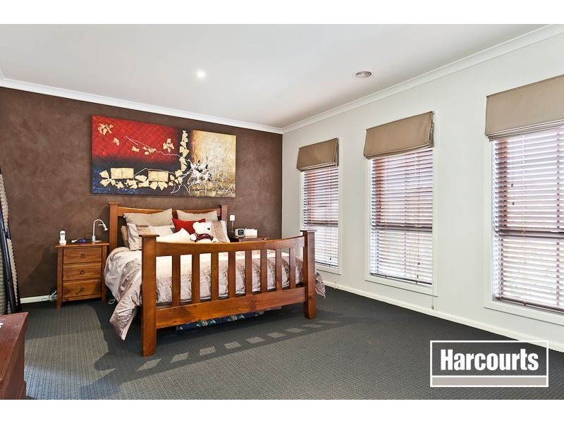 35 Flametree Circuit, Cranbourne VIC 3977