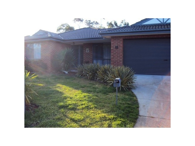 3 Roebourne Mews, Cranbourne VIC 3977