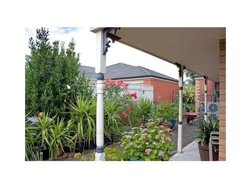 37 Hunt Club Boulevard, Cranbourne East VIC 3977