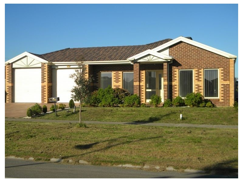 49 Majestic Boulevard, Cranbourne VIC 3977